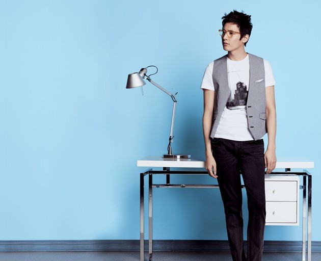 Gambar Foto Won Bin menjadi model I'M DAVID Summer 2011 Collection
