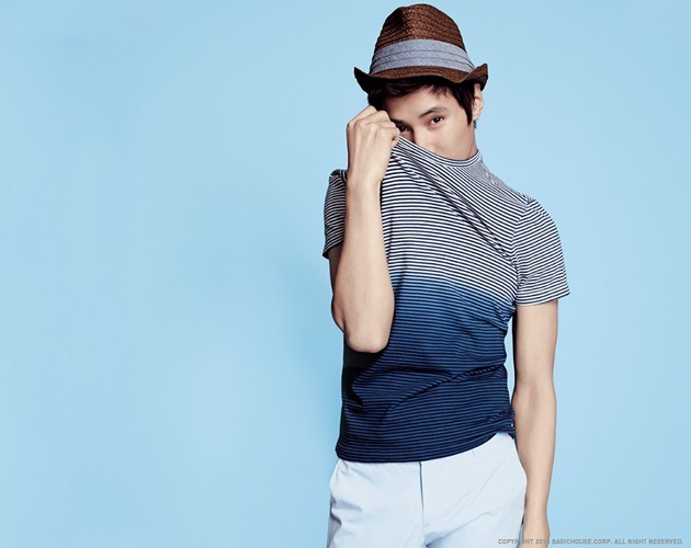 Gambar Foto Won Bin dalam pemotretan I'M DAVID Summer 2011 Collection