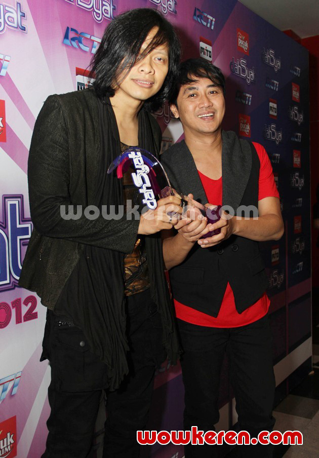 Gambar Foto Gigi di Dahsyat Awards RCTI 2012