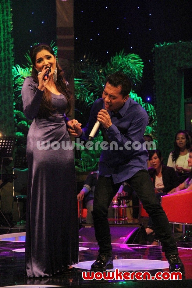 Gambar Foto Anang dan Ashanty di Acara 'Cerita Cinta' MNCTV