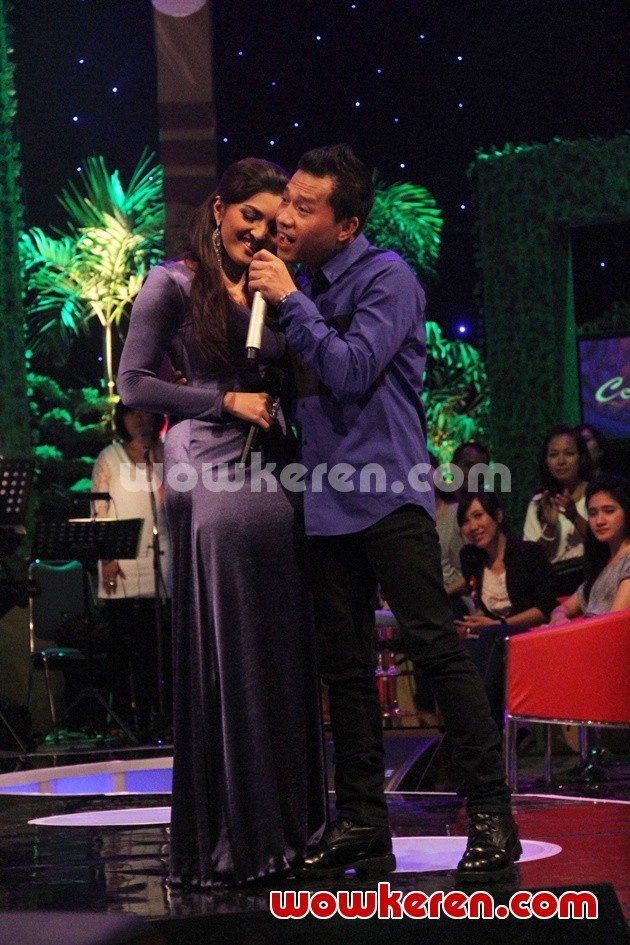 Gambar Foto Anang dan Ashanty di Acara 'Cerita Cinta' MNCTV