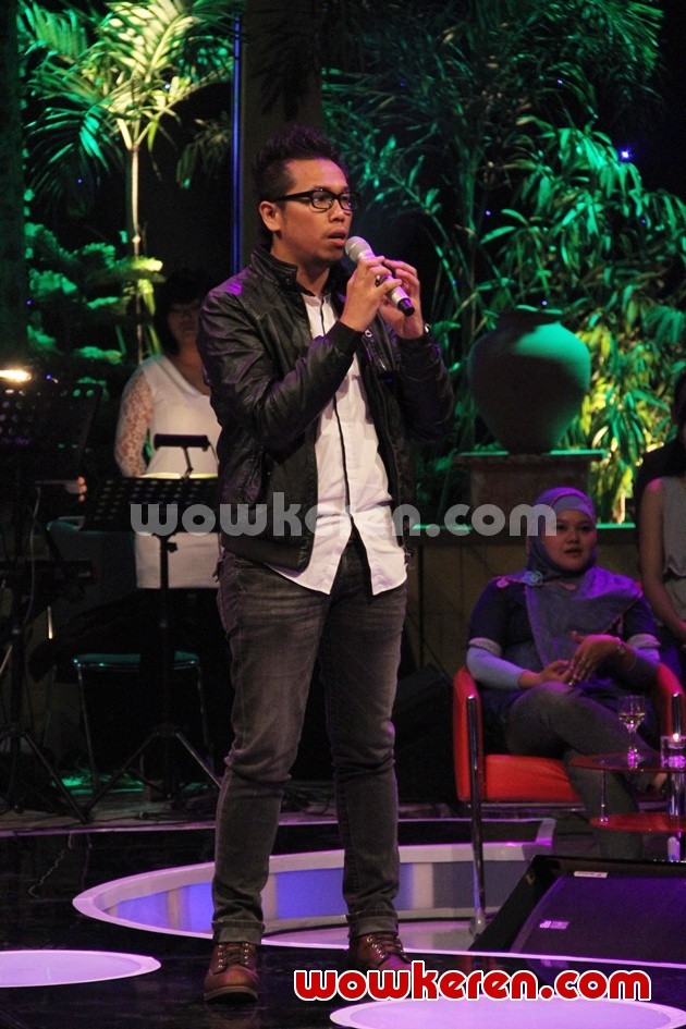 Gambar Foto Sammy Simorangkir di Acara 'Cerita Cinta' MNCTV