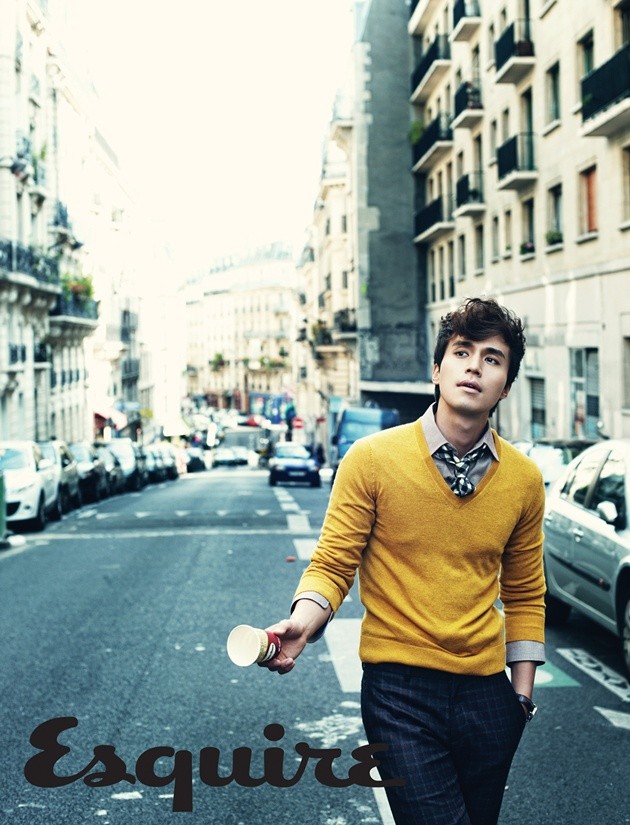 Gambar Foto Lee Dong-wook di Majalah Esquire