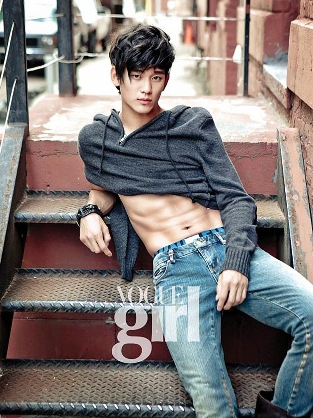 Gambar Foto Kim Soo Hyun untuk Majalah Vogue Girl