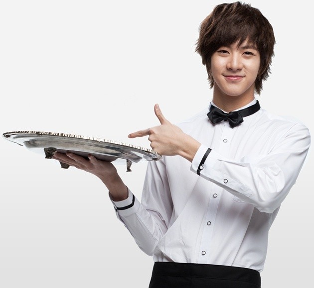Gambar Foto Kim Soo Hyun Tampil Ala Chef