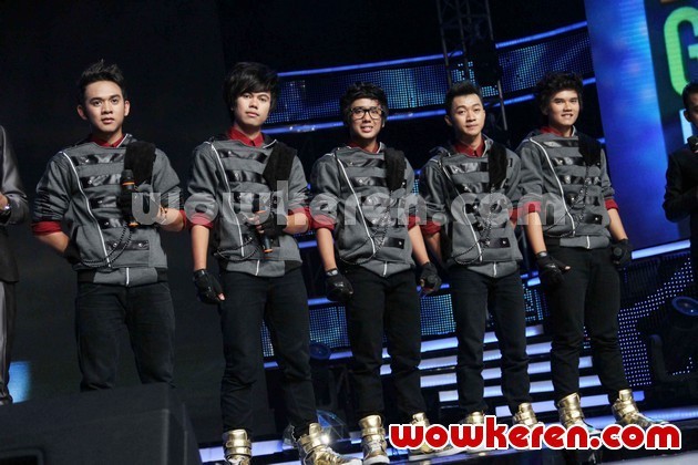 Gambar Foto Sugarfree di Grand Final Boy & Girl Band Indonesia