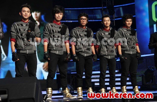 Gambar Foto Sugarfree di Grand Final Boy & Girl Band Indonesia
