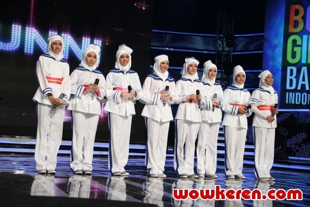 Gambar Foto Sunni di Grand Final Boy & Girl Band Indonesia