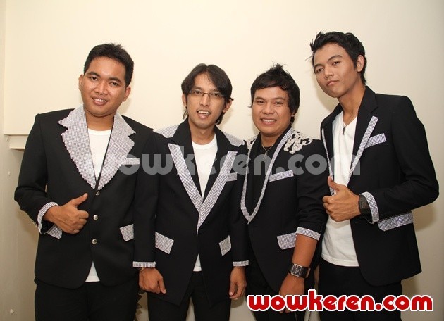 Gambar Foto Wali Seusai Acara Grand Final Boy & Girl Band Indonesia Result Show