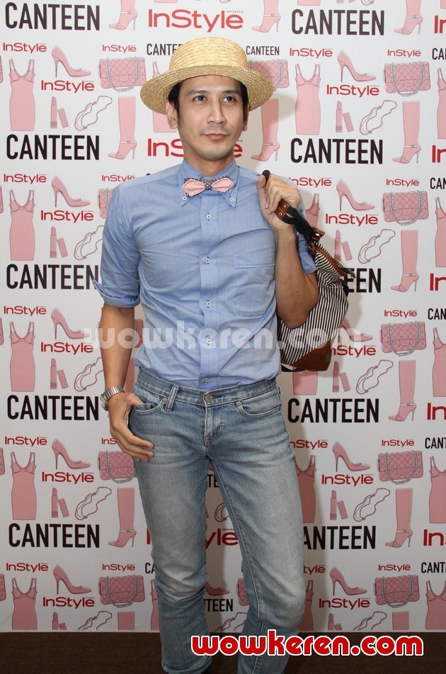 Gambar Foto Iwan Toha di Acara Fashion Show Canteen Style Chic & Love