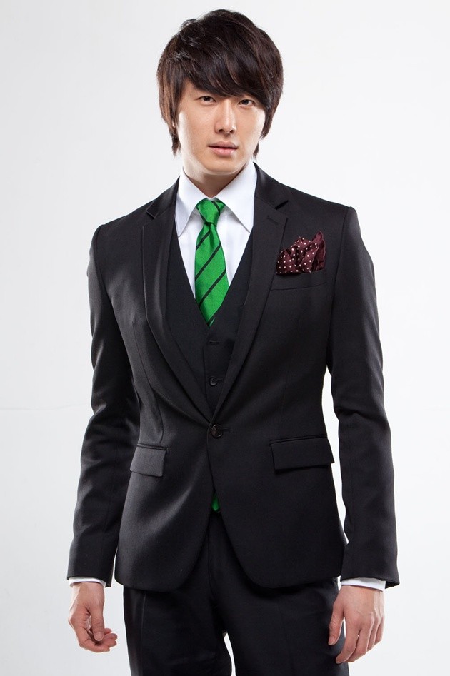 Gambar Foto Jung Il Woo Bermain di 