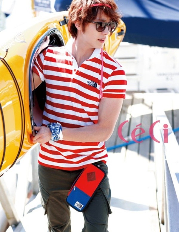 Gambar Foto Jung Il Woo Tampil di Majalah Ceci