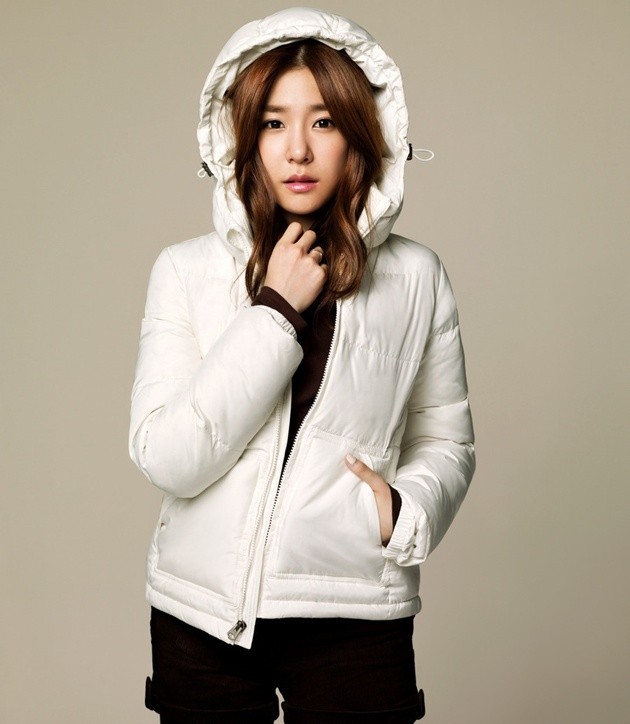 Gambar Foto Tiffany Menjadi Ikon Fashion