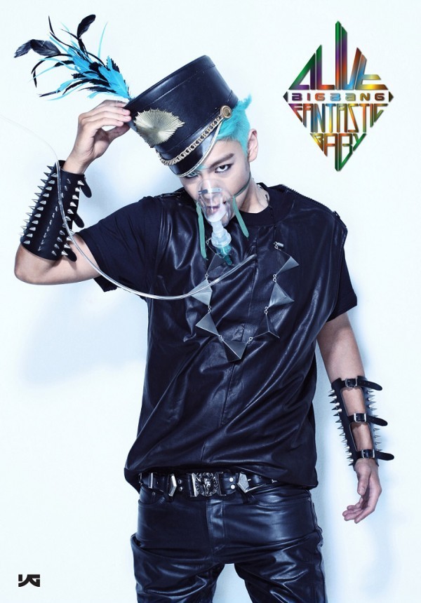 Gambar Foto T.O.P di Promo Mini Album Terbaru Big Bang 'Alive'