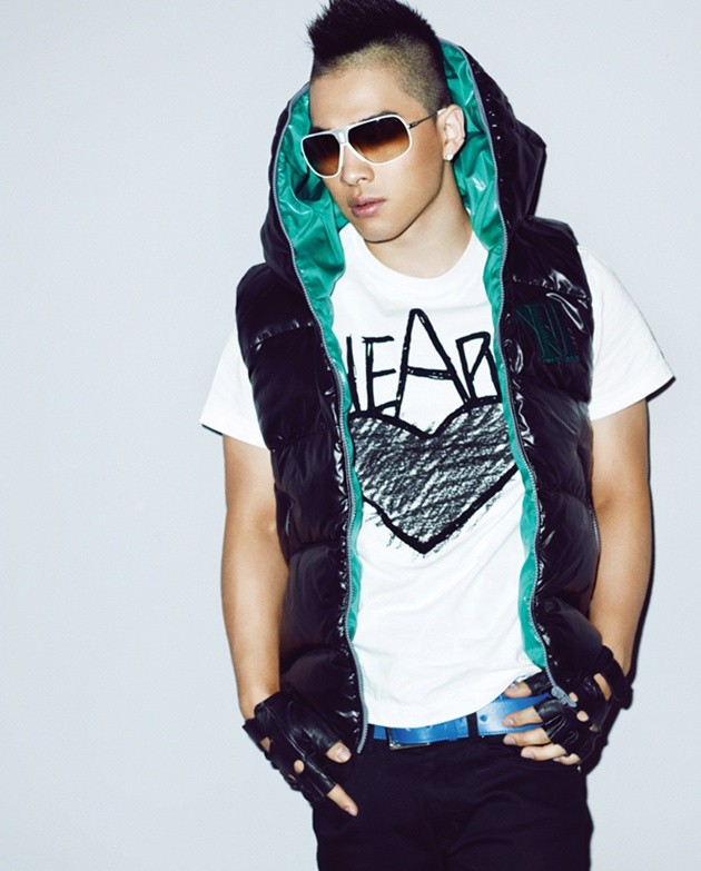 Gambar Foto Taeyang untuk Katalog Fashion