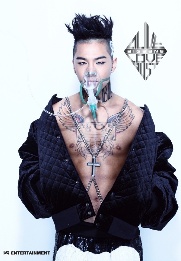 Gambar Foto Taeyang di Promo Mini Album Terbaru Big Bang 'Alive'