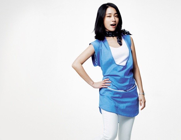Gambar Foto Lee Min Jung untuk Katalog Fashion Mind Bridge Spring Summer