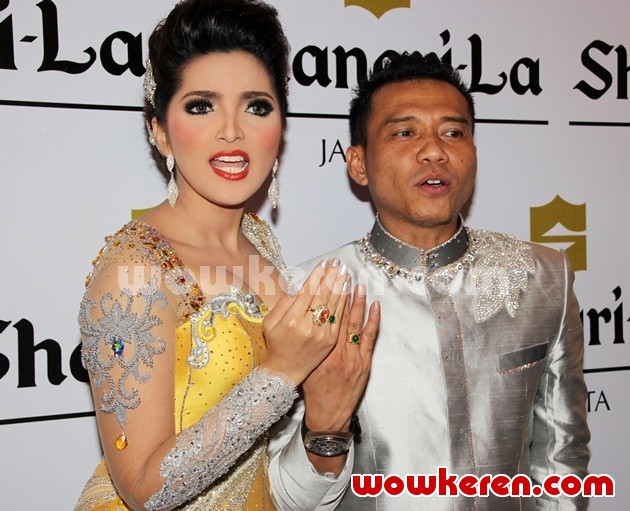 Gambar Foto Anang Hermansyah dan Ashanty Lamaran di Hotel Shangri-La