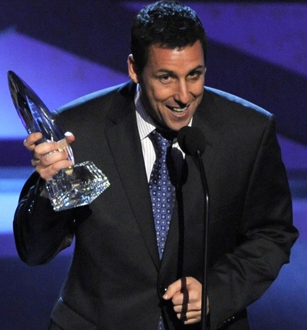 Gambar Foto Adam Sandler di People's Choice Awards