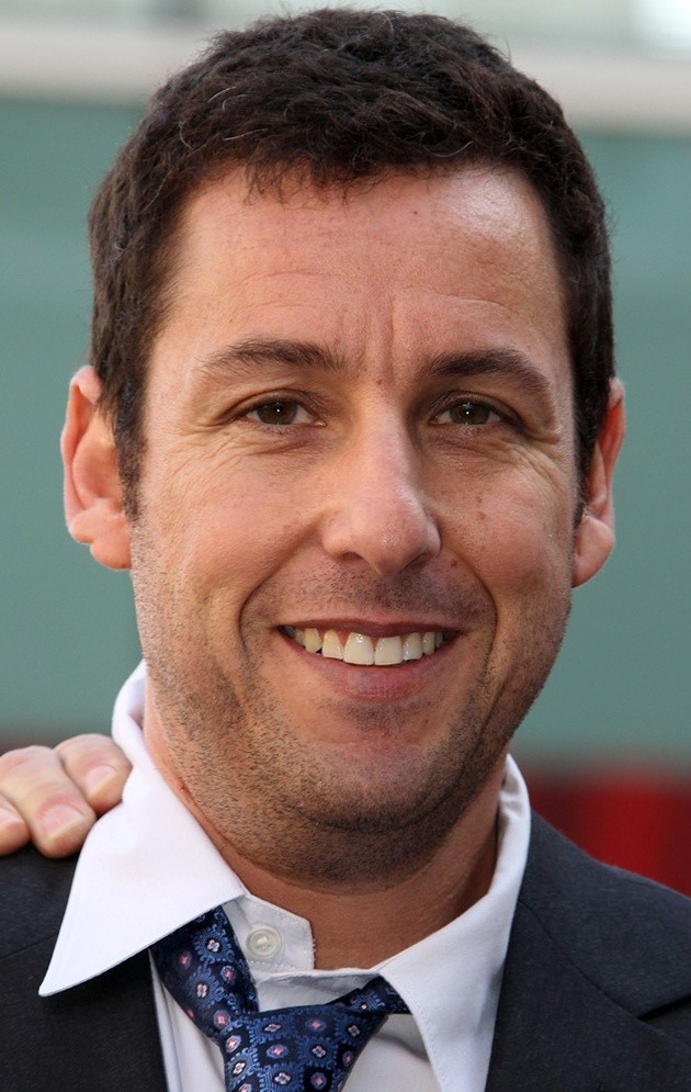 Gambar Foto Adam Sandler Sebagai Dr. Daniel Maccabee di 