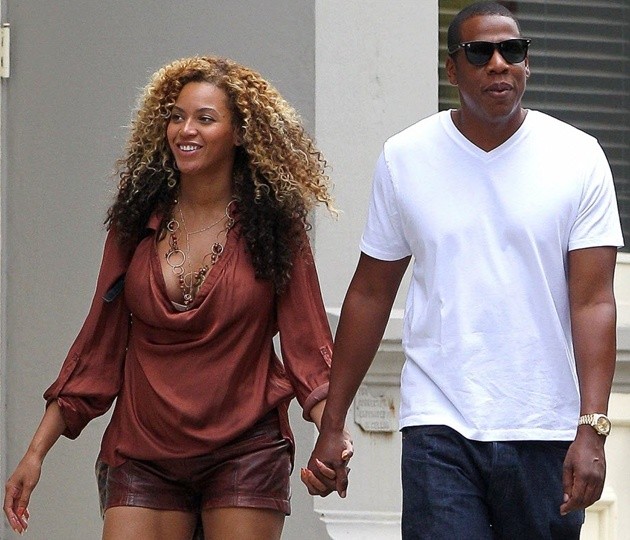 Gambar Foto Beyonce Knowles Saat Menikmati Aktifitasnya Bersama Jay-Z