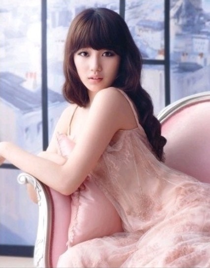 Gambar Foto Suzy miss A untuk Cover Majalah Korea