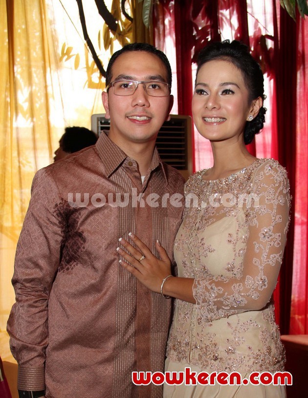 Gambar Foto Prosesi Lamaran Astrid Tiar dan Aldi Situmorang