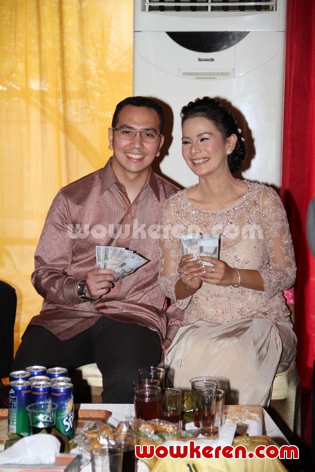 Gambar Foto Prosesi Lamaran Astrid Tiar dan Aldi Situmorang