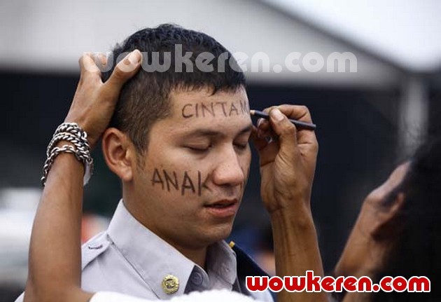 Gambar Foto Gading Marten di Behind The Scene 'Sampai Ujung Dunia'