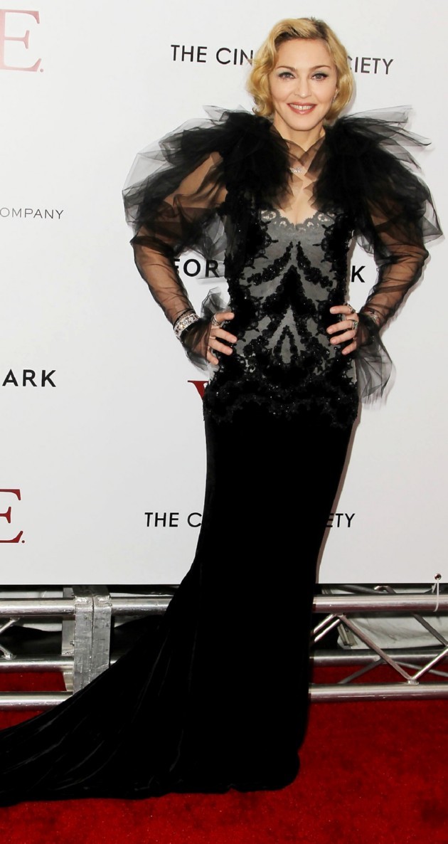 Gambar Foto Madonna di Premiere 'W.E.'