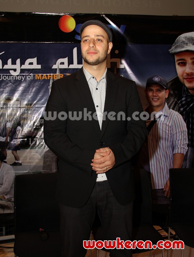Gambar Foto Maher Zain Saat Ditemui di SCTV Tower