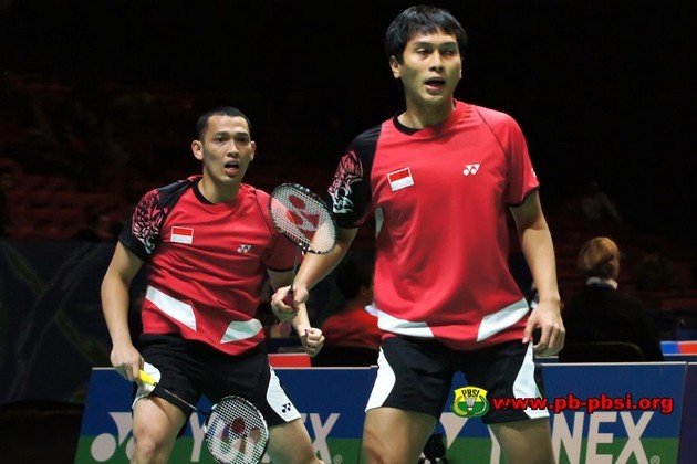 Gambar Foto Mohammad Ahsan dan Bona Septano di All England 2012