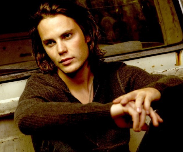 Gambar Foto Taylor Kitsch Menjadi Model Untuk Diesel dan Abercrombie ...