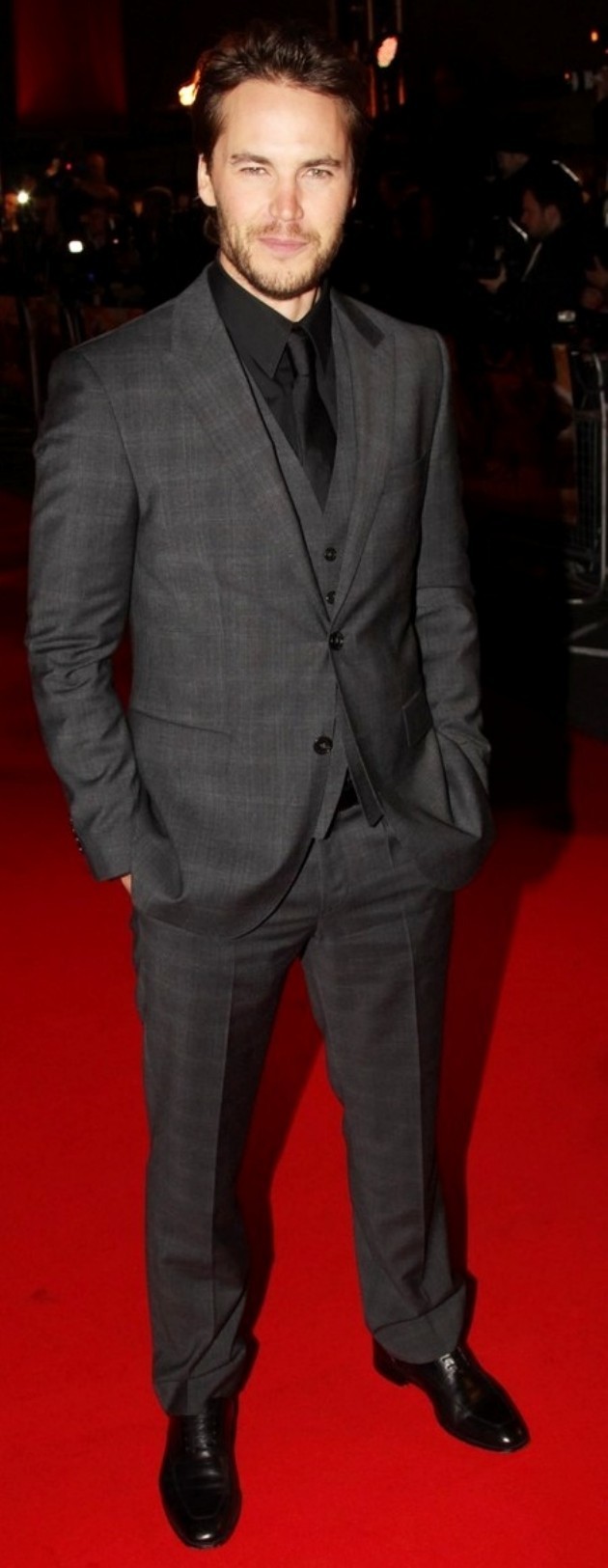 Foto Taylor Kitsch Menjadi Model Untuk Diesel dan Abercrombie & Fitch ...