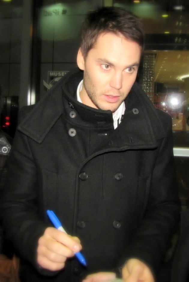 Foto Taylor Kitsch Menjadi Model Untuk Diesel dan Abercrombie & Fitch ...