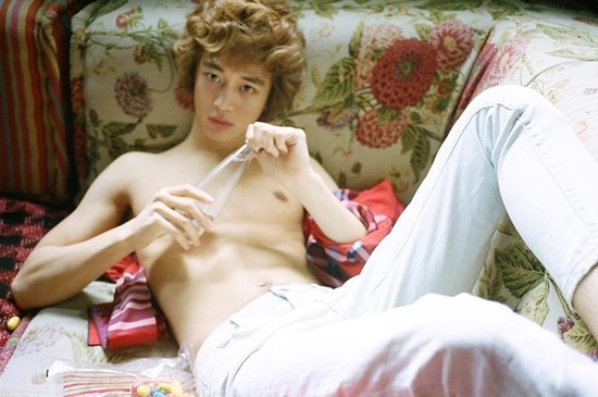 Gambar Foto Minho di Teaser Image Mini Album 'Sherlock'