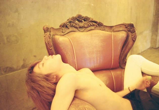 Gambar Foto Taemin di Teaser Image Mini Album 'Sherlock'