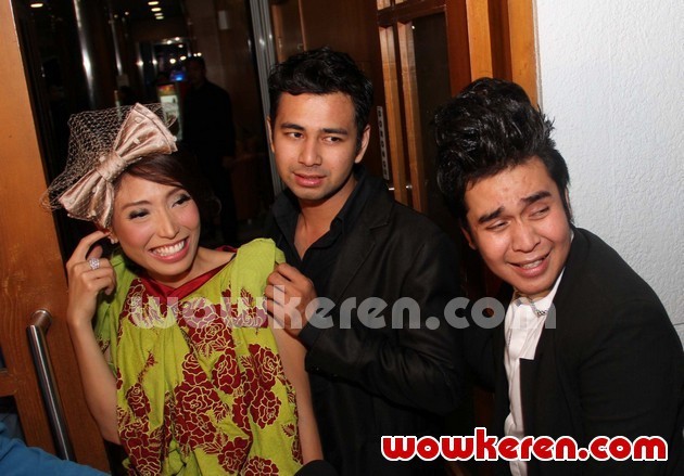 Gambar Foto Ayu Dewi, Raffi Ahmad dan Olga Syahputra di Semarak HUT 'Dahsyat' Ke-4 RCTI