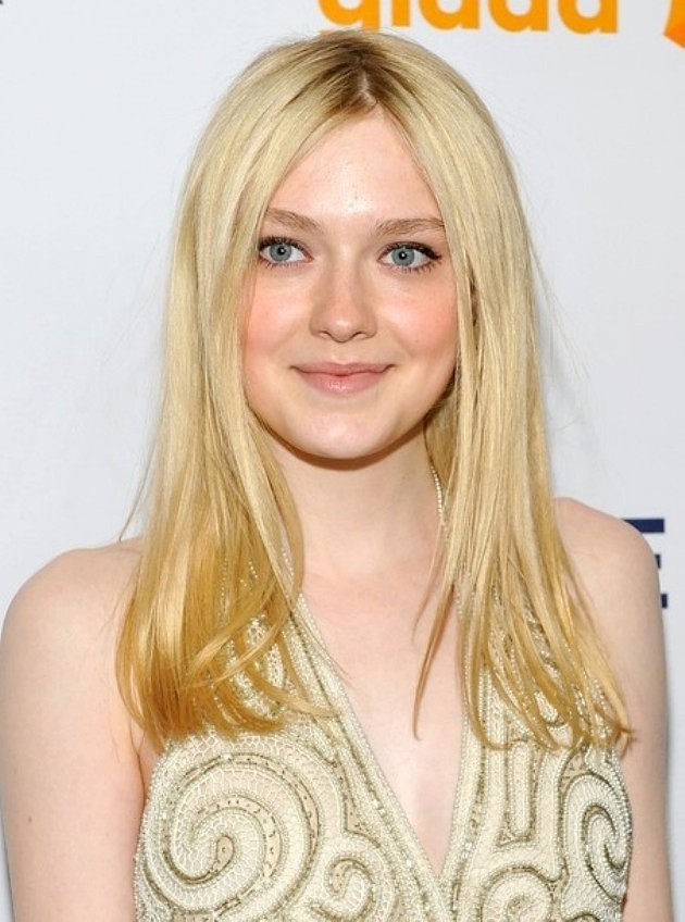 Gambar Foto Dakota Fanning di 3rd Annual GLAAD Media Awards