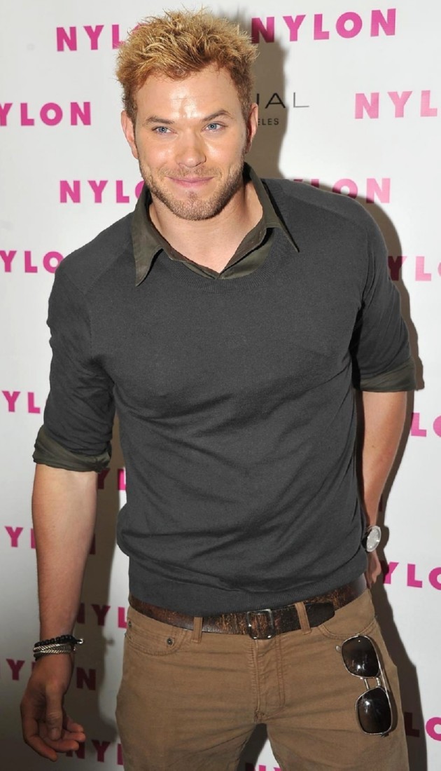 Gambar Foto Kellan Lutz di Nylon Music Issue Launch Party 2011
