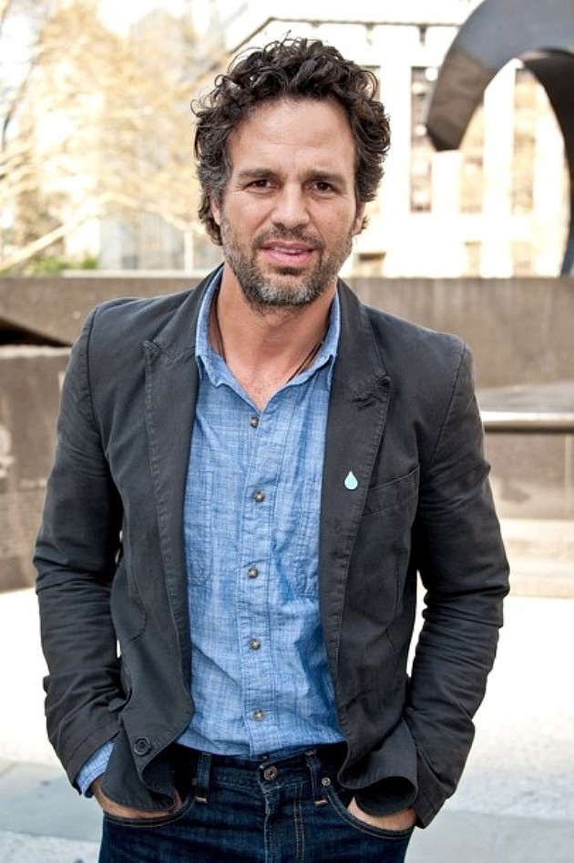 Gambar Foto Mark Ruffalo di Press Conference tentang Hydraulic Fracturing prevention