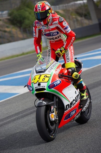 valentino rossi ducati bike