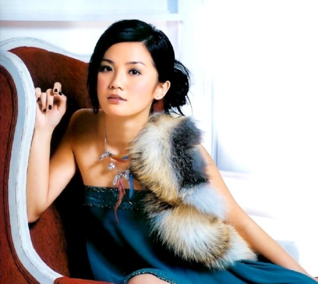 Charlene Choi Berita, Foto, Video, Lirik Lagu, Profil & Bio Halaman