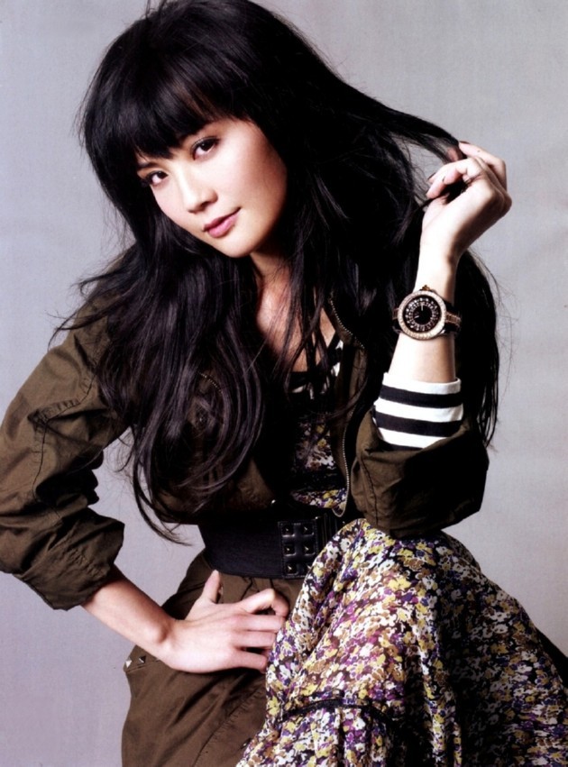 Gambar Foto Charlene Choi Berpose untuk 'Chouette'