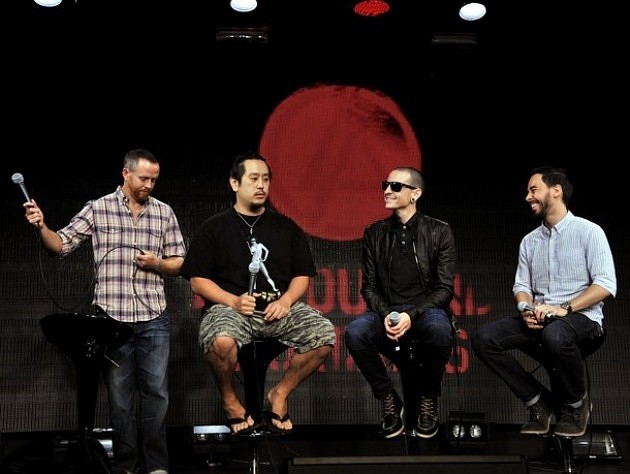 Gambar Foto Linkin Park di Japan Tour Press Conference
