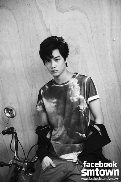 Gambar Foto Kai Photoshoot di Promo Debut EXO