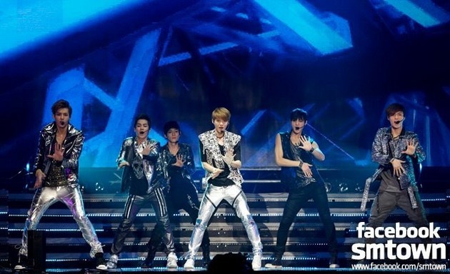 Gambar Foto EXO-M di Teaser Showcase SBS Inkigayo
