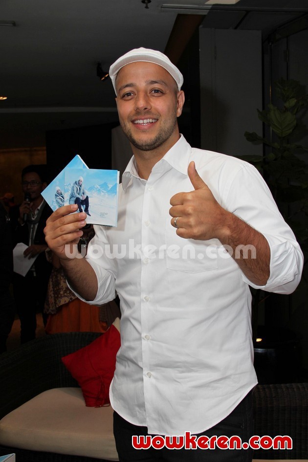 Gambar Foto Maher Zain di Launching Album 'Forgive Me'