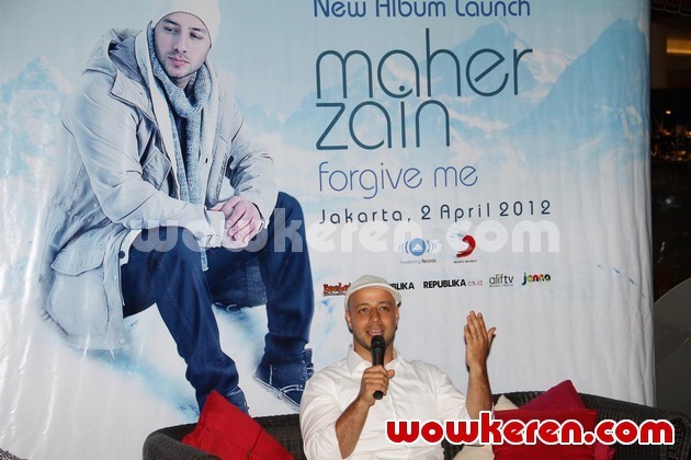 Gambar Foto Maher Zain di Launching Album 'Forgive Me'