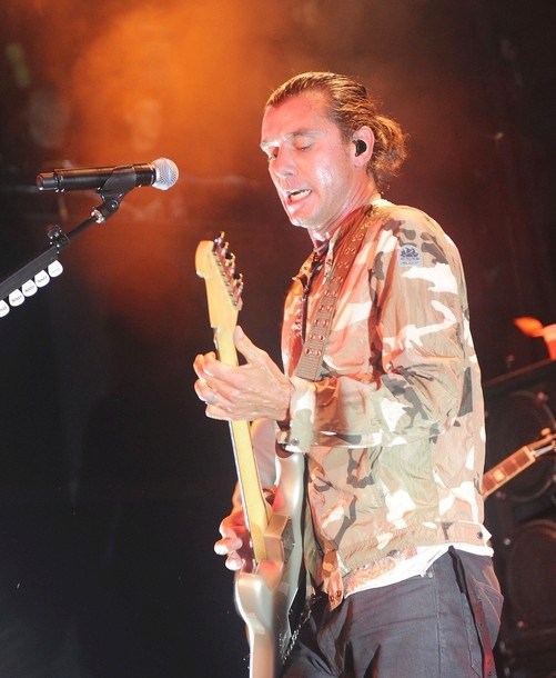 Gambar Foto Gavin Rossdale saat Performs di Bowery Ballroom